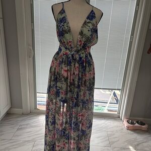 UK2LA /vestido de Flores / Size 2